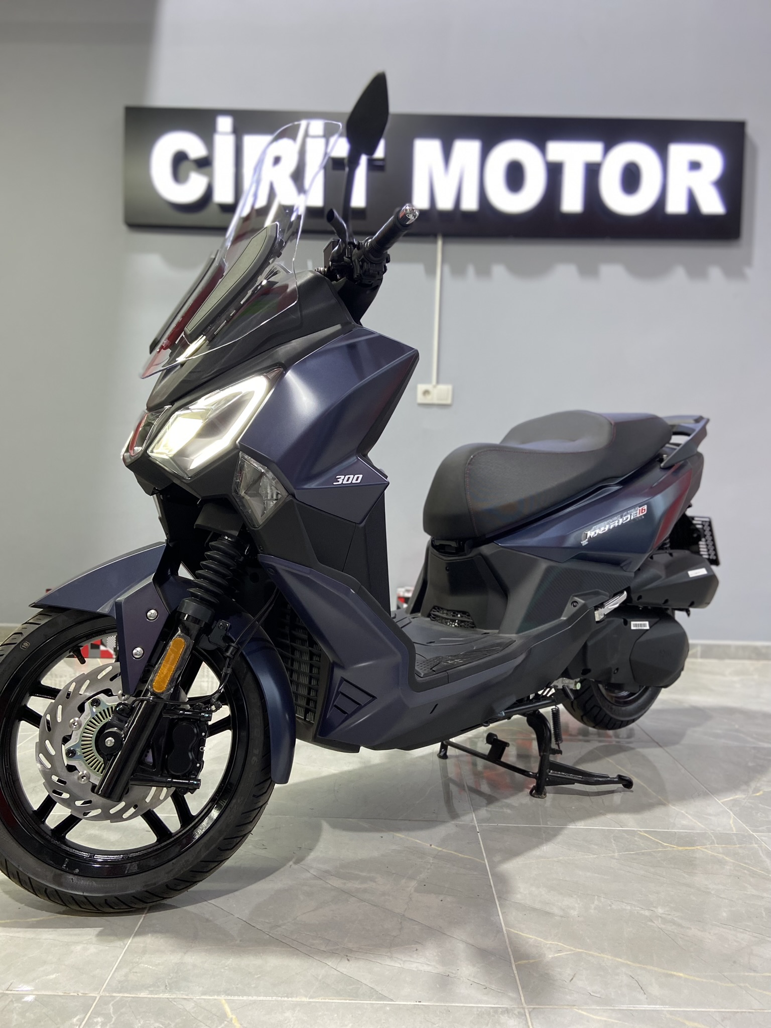 JOYRİDE 300 TCS